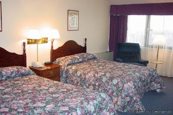 Hotel Doubletree By Hilton Poughkeepsie Chambre photo